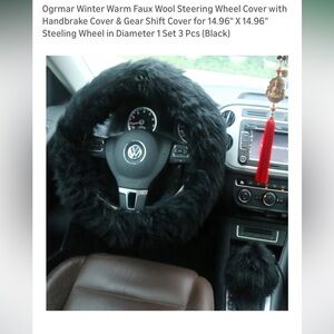 Black Fluffy Steering Wheel Cover Set